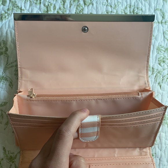 Wallet - Picture 5 of 5